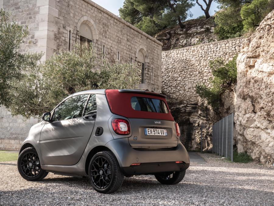  Smart EQ ForTwo Prime Cabrio (A453) 2018 года  (WW) (фото 15 из 18)